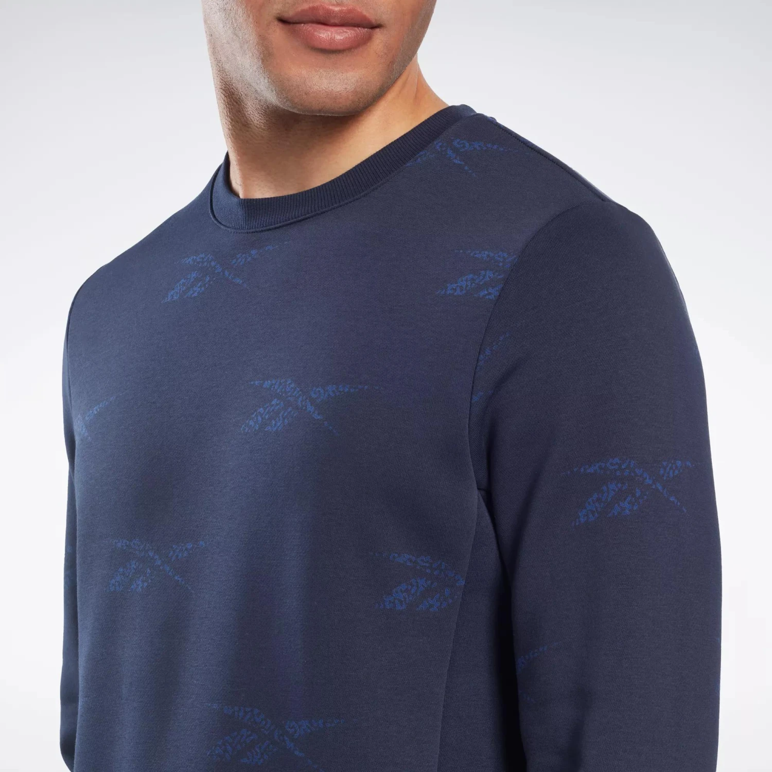 Reebok Identity Vector Fleece Crew Sweatshirt - Image 3