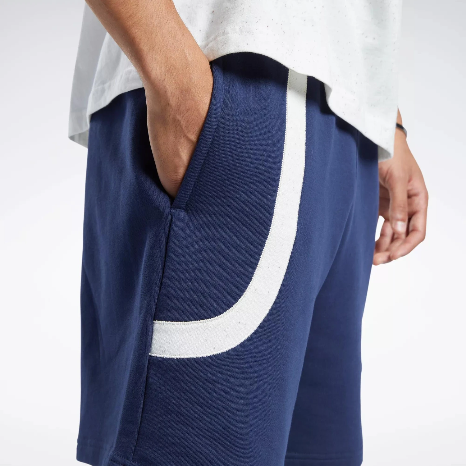 Reebok Classics Varsity Shorts - Image 11